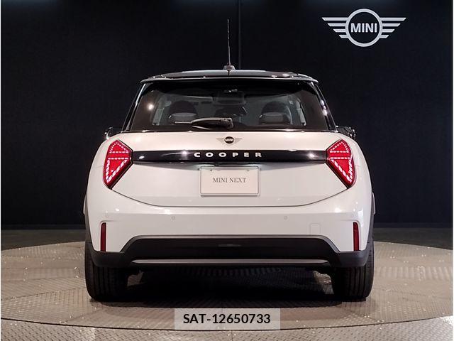 Bmw MINI 2024-09 8660238-4