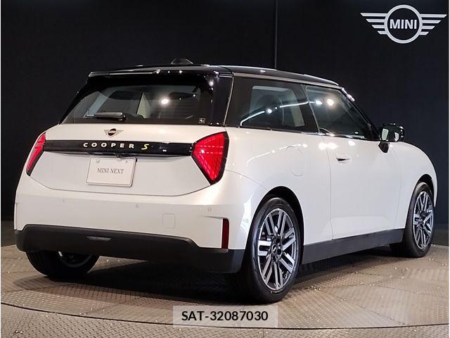 Bmw MINI 2025-07 8666510-6