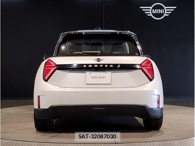 Bmw MINI 2025-07 8666510-7
