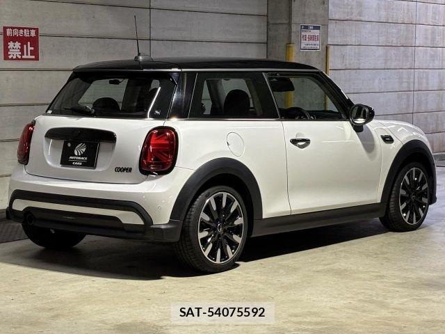 Bmw MINI 2024-01 8743976-2