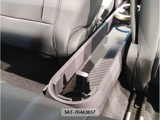Bmw MINI 2024-06 8743975-12