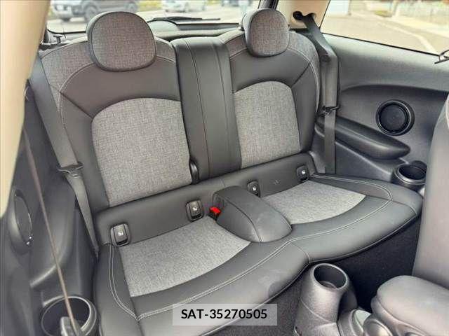 Bmw MINI 2024-05 8830326-18