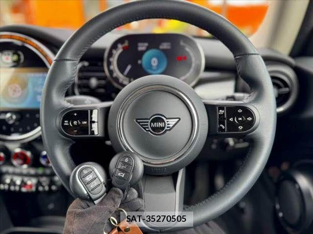 Bmw MINI 2024-05 8830326-5