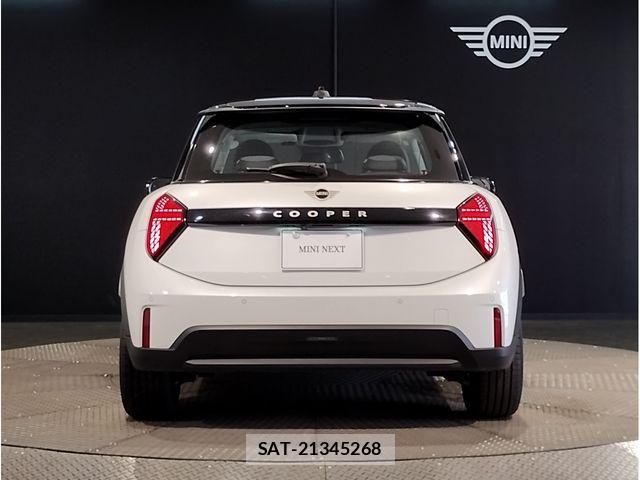Bmw MINI 2024-10 8830323-4