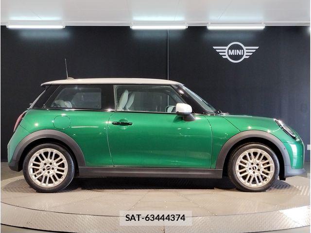 Bmw MINI 2024-10 8830322-7