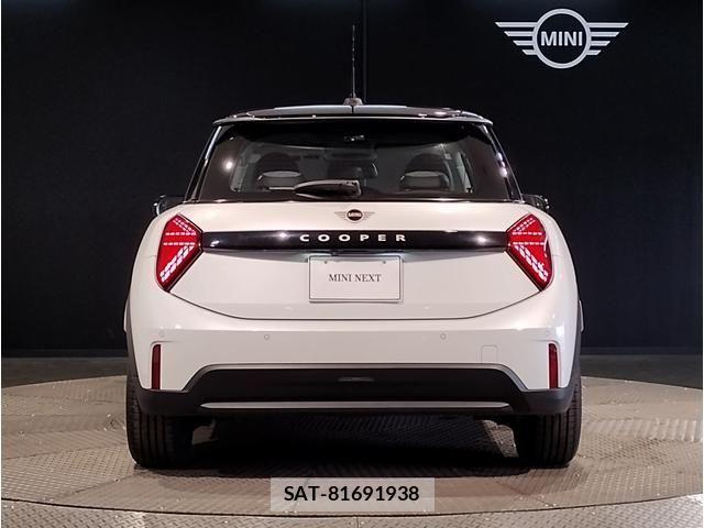 Bmw MINI 2024-09 8830324-4