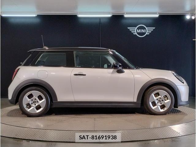 Bmw MINI 2024-09 8830324-7