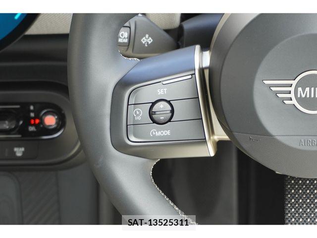 Bmw MINI 2026-04 8849797-23