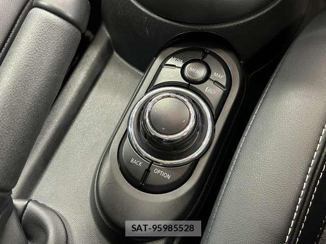 Bmw MINI 2022-01 8883912-15