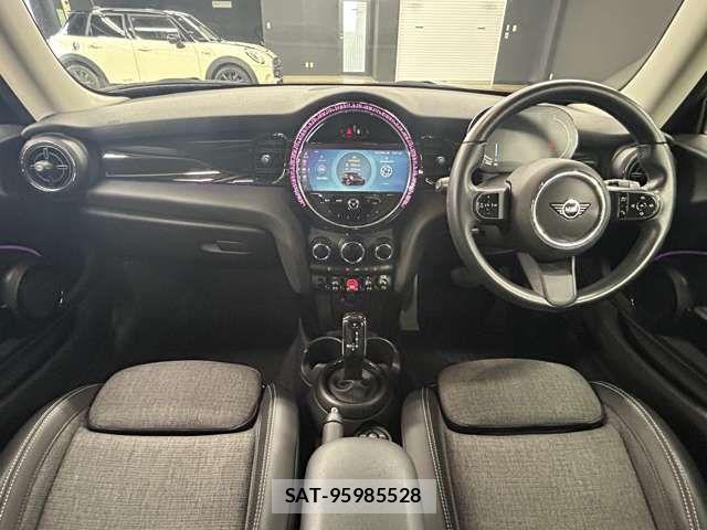 Bmw MINI 2022-01 8883912-1