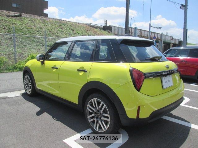 Bmw MINI 2025-02 1257940-9