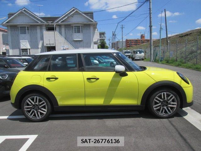 Bmw MINI 2025-02 1257940-6