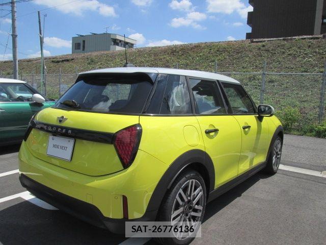 Bmw MINI 2025-02 1257940-7