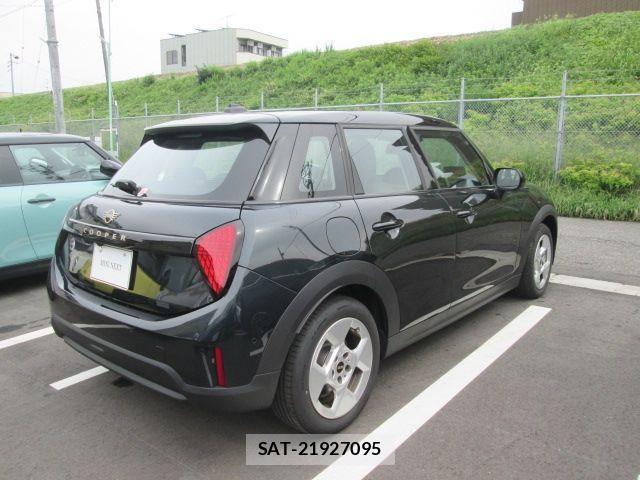 Bmw MINI 2025-03 3379443-6