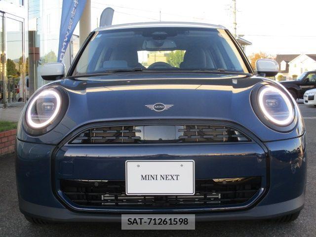 Bmw MINI 2025-02 3676083-3