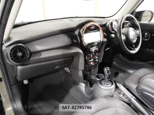 Bmw MINI 2019-10 5872094-14