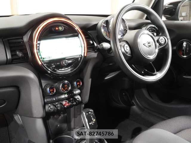 Bmw MINI 2019-10 5872094-17