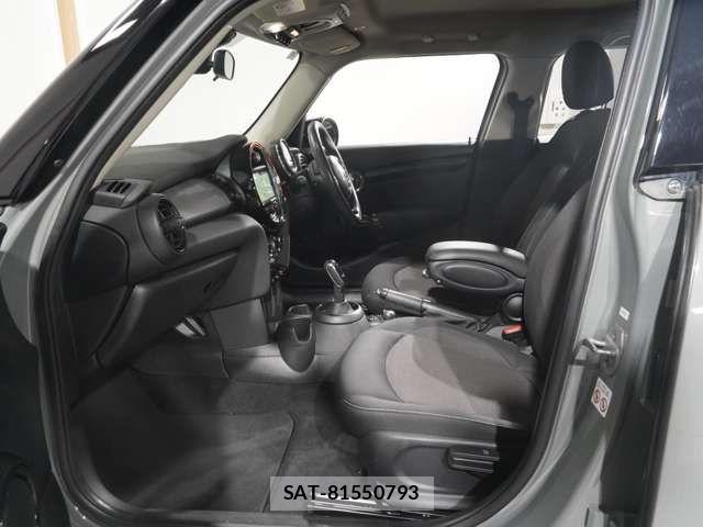 Bmw MINI 2020-08 5872095-11