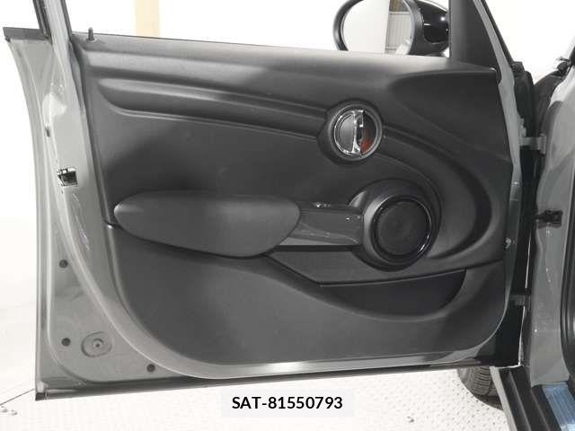 Bmw MINI 2020-08 5872095-13