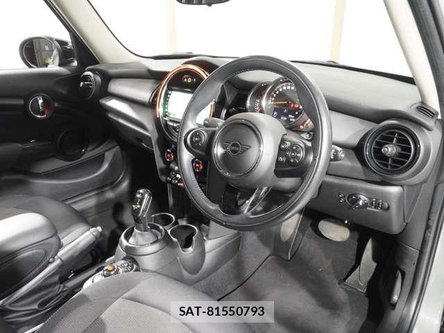 Bmw MINI 2020-08 5872095-16
