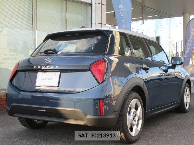 Bmw MINI 2025-04 5872048-2