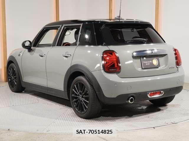 Bmw MINI 2019-06 5872096-9