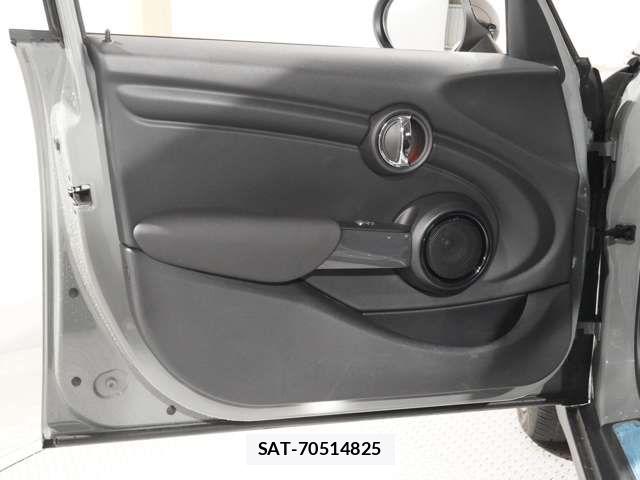 Bmw MINI 2019-06 5872096-13