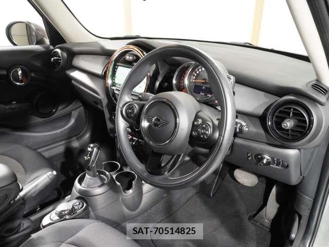 Bmw MINI 2019-06 5872096-15