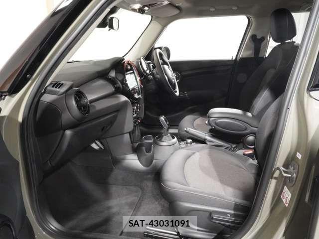 Bmw MINI 2020-03 6013030-11