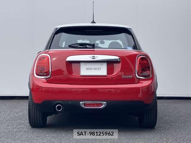 Bmw MINI 2019-02 6216901-4