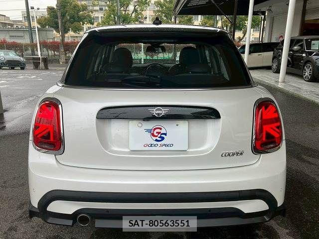 Bmw MINI 2023-10 6216898-13