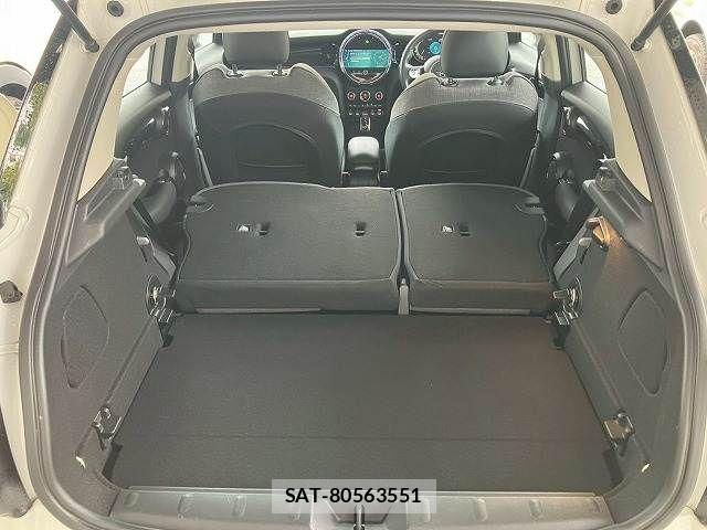 Bmw MINI 2023-10 6216898-18