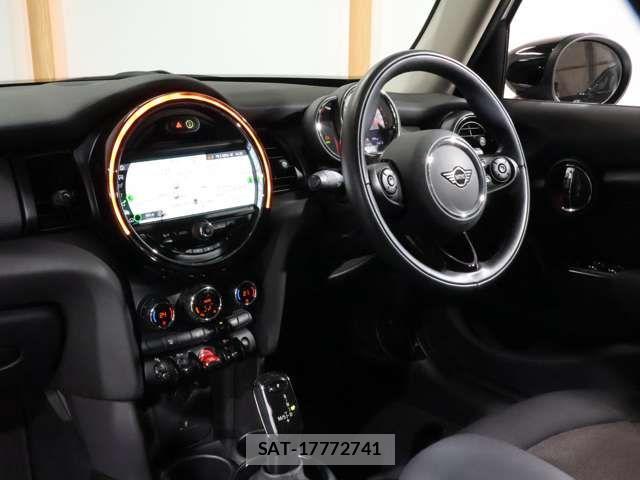Bmw MINI 2021-04 6613256-17
