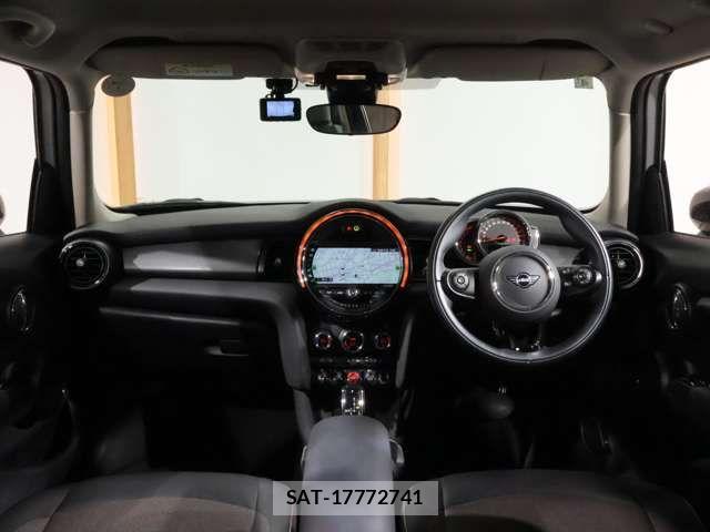 Bmw MINI 2021-04 6613256-3