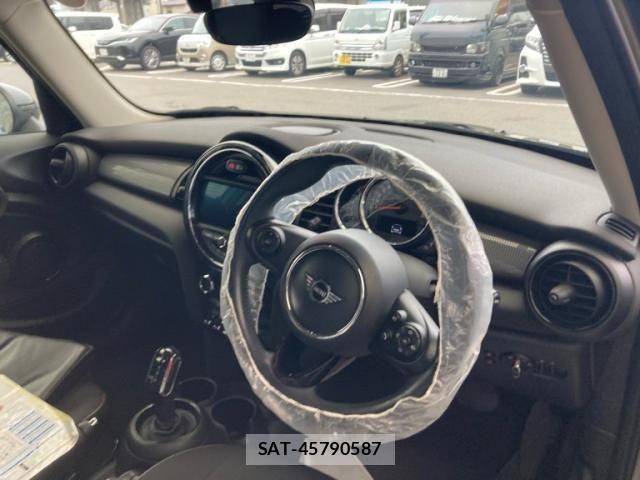 Bmw MINI 2019-08 6672488-12