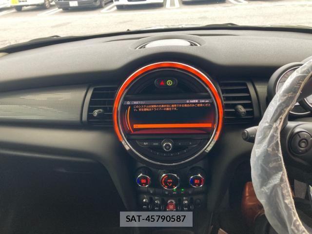 Bmw MINI 2019-08 6672488-21