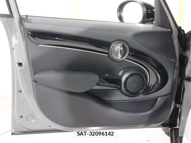Bmw MINI 2022-06 6676901-13