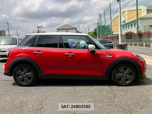 Bmw MINI 2023-10 6815928-11