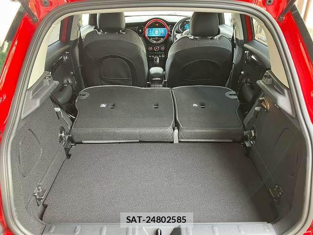 Bmw MINI 2023-10 6815928-18