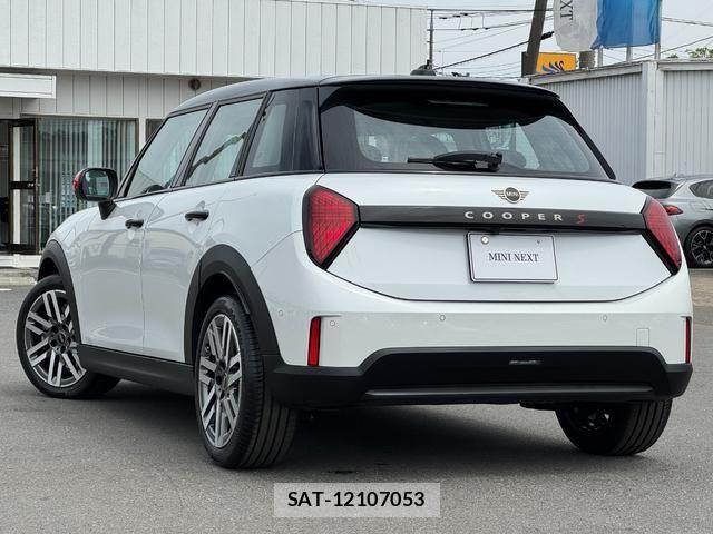 Bmw MINI 2024-12 6908422-2