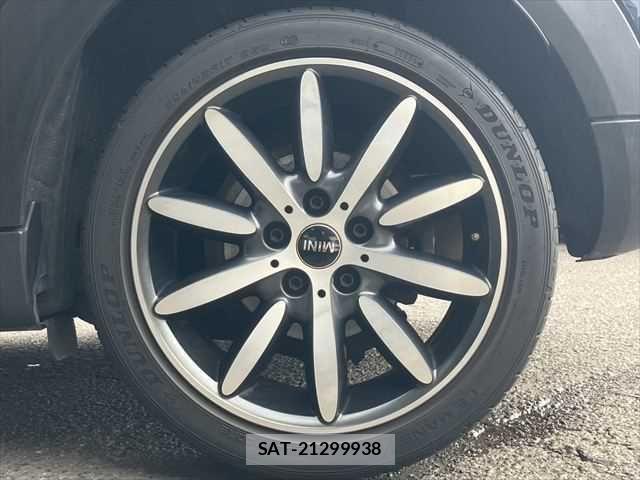 Bmw MINI 2020-08 7020895-12