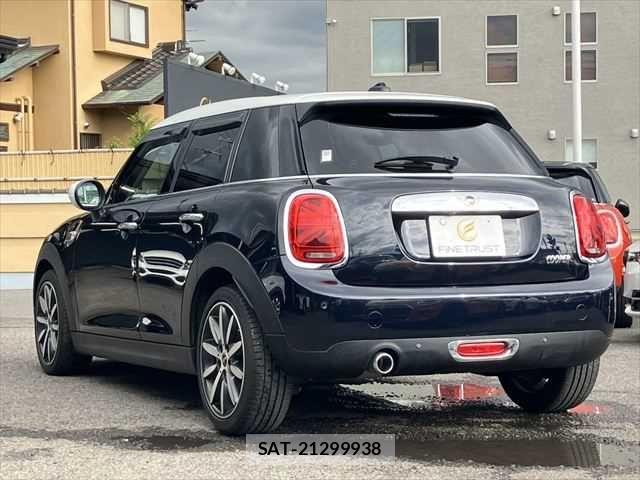 Bmw MINI 2020-08 7020895-18