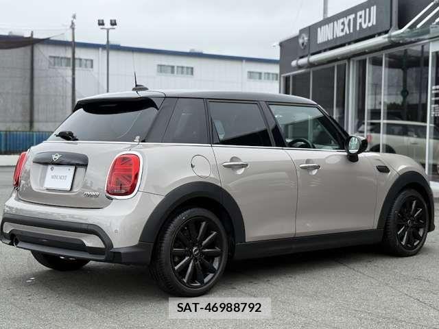 Bmw MINI 2022-04 7221773-16