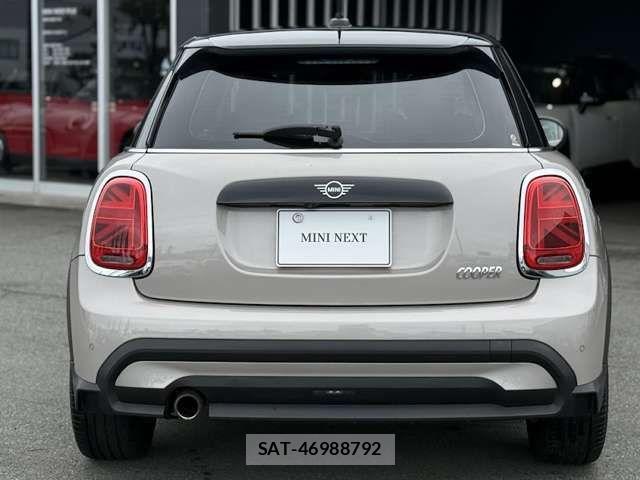 Bmw MINI 2022-04 7221773-17