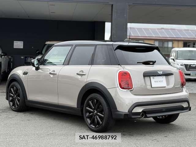 Bmw MINI 2022-04 7221773-18