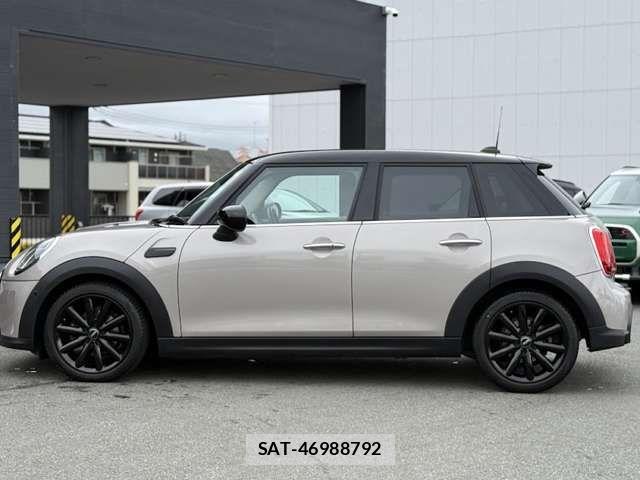 Bmw MINI 2022-04 7221773-19