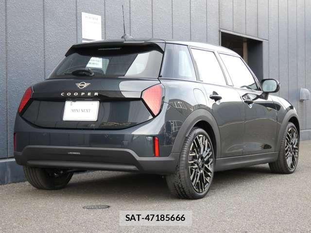Bmw MINI 2025-08 7221777-1