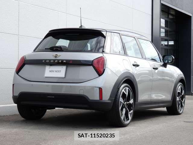 Bmw MINI 2025-12 7221784-1