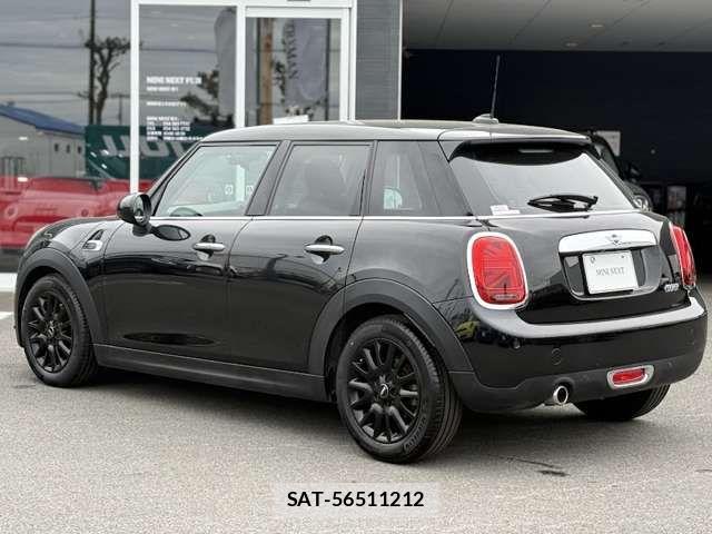 Bmw MINI 2019-04 7218059-18