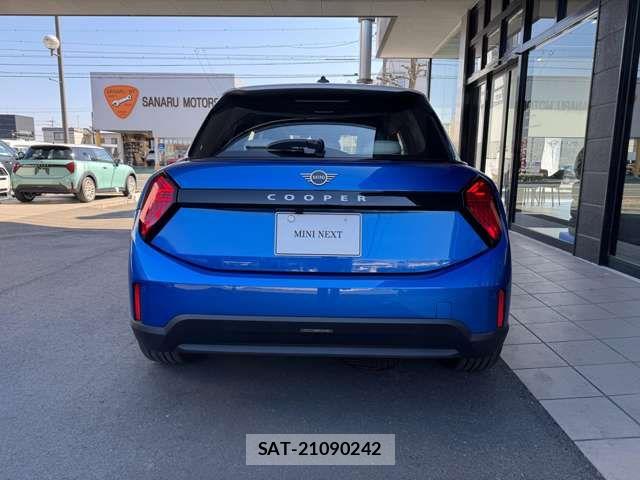 Bmw MINI 2025-08 7221781-4
